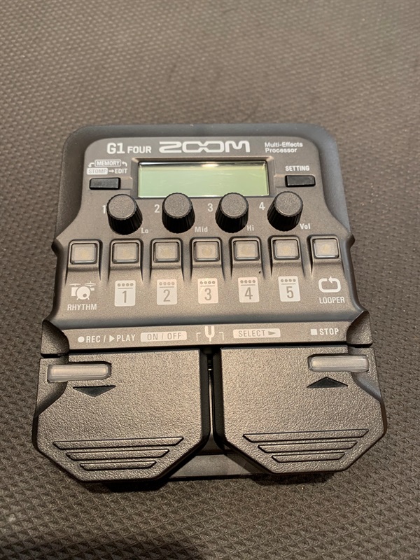 ZOOM G1FOURの画像